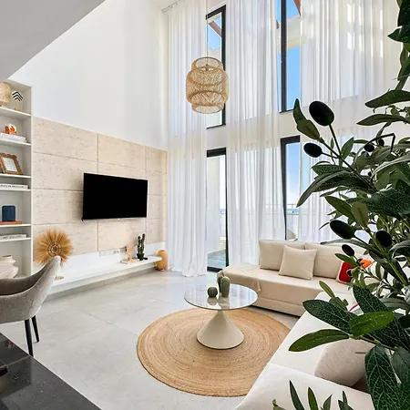 Elli Azure Loft & 2-floor Boho Duplex With Rooftop Terrace & Infinity View * CYPRUS