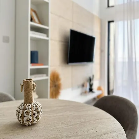 Elli Azure Loft & 2-floor Boho Duplex With Rooftop Terrace & Infinity View * CYPRUS