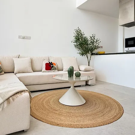 Apartament Elli Azure Loft & 2-floor Boho Duplex With Rooftop Terrace & Infinity View CYPRUS