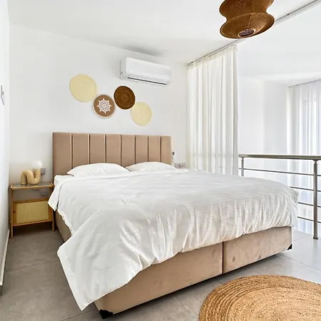 Elli Azure Loft & 2-floor Boho Duplex With Rooftop Terrace & Infinity View CYPRUS