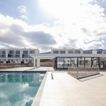 Elli Azure Loft & 2-floor Boho Duplex With Rooftop Terrace & Infinity View CYPRUS